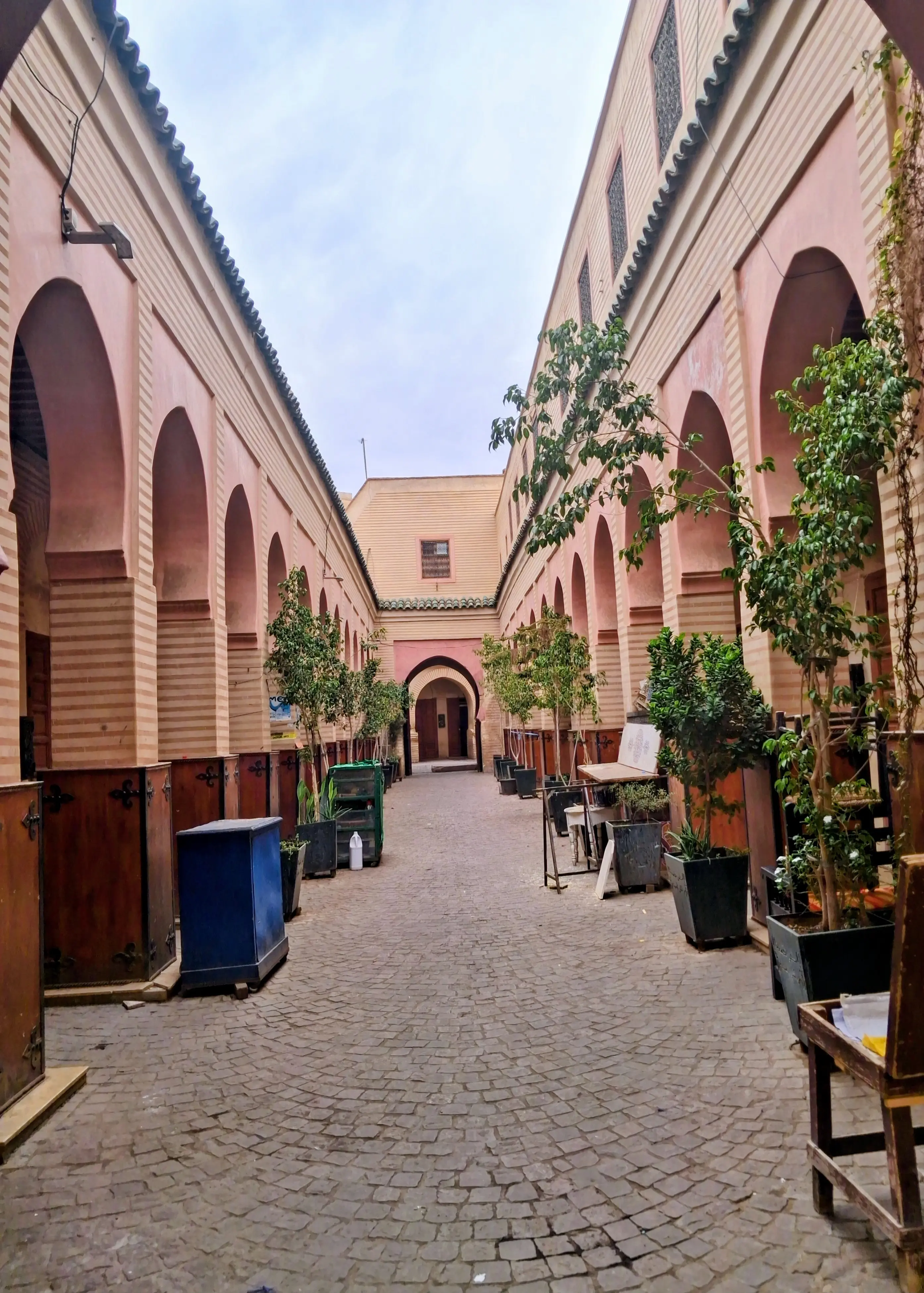 Bab Taghzout, la porte isolée du quartier des sept saints