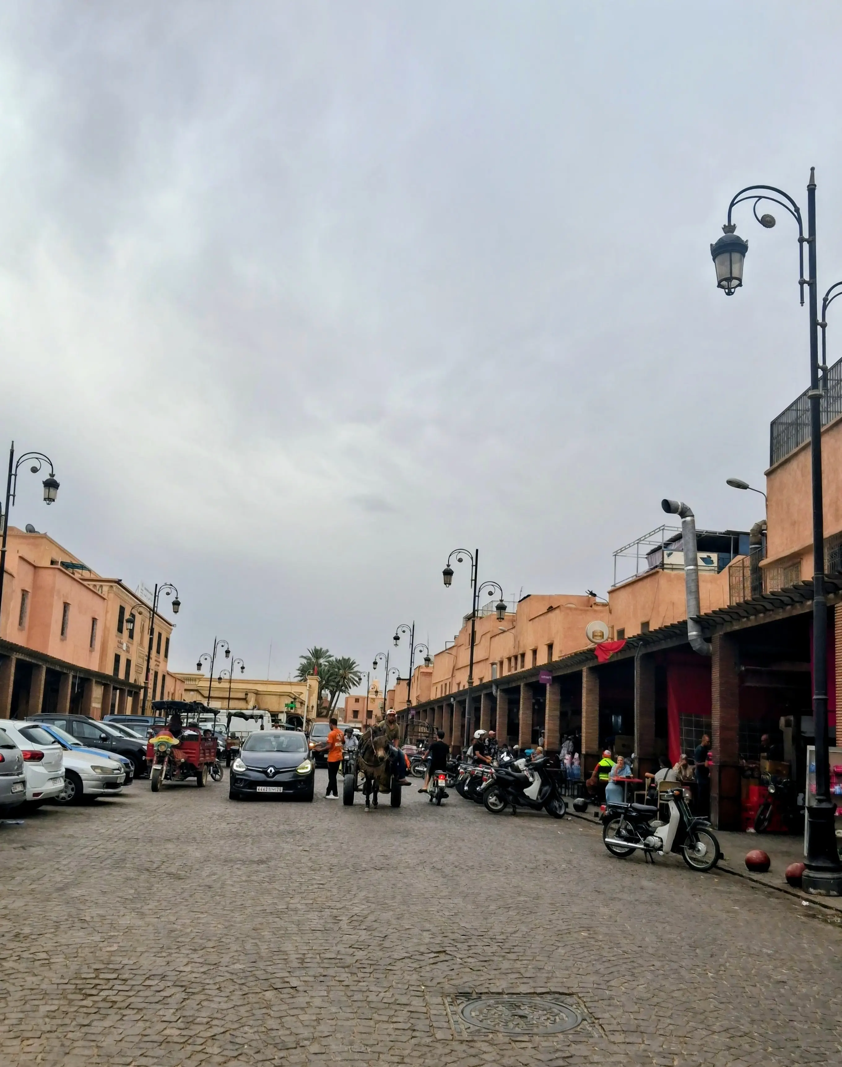 Bab Taghzout et Zaouia El Abbassia, le quartier spirituel